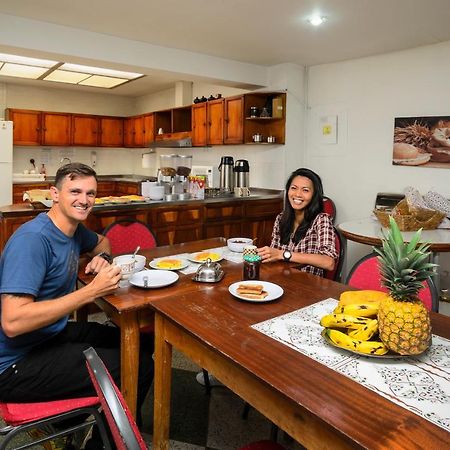 Hostal La Pinta Bogotá Eksteriør billede