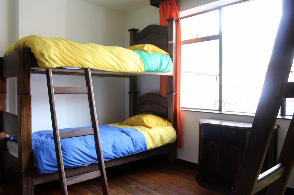 Hostal La Pinta Bogotá Eksteriør billede