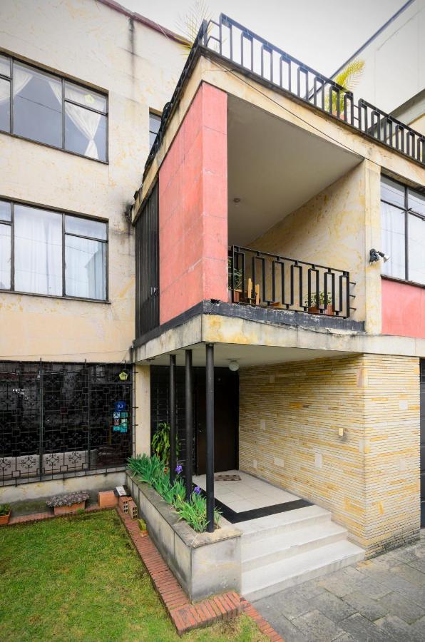 Hostal La Pinta Bogotá Eksteriør billede