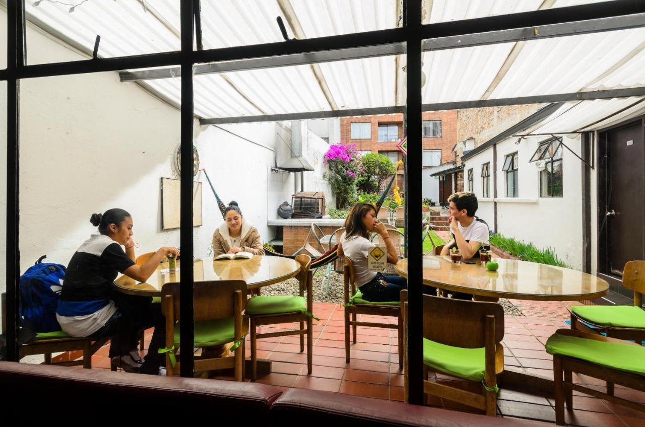 Hostal La Pinta Bogotá Eksteriør billede