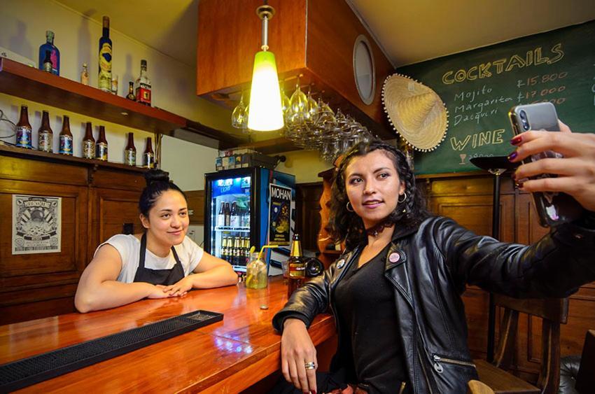 Hostal La Pinta Bogotá Eksteriør billede